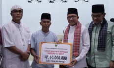 TSR Provinsi Sumbar Kunjungi Masjid Amaliyah Payakumbuh, Serap Aspirasi Warga dan Serahkan Bantuan