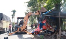 Pemko Payakumbuh Tertibkan Bangunan Langgar Tata Ruang, Puluhan Bangunan Dibongkar